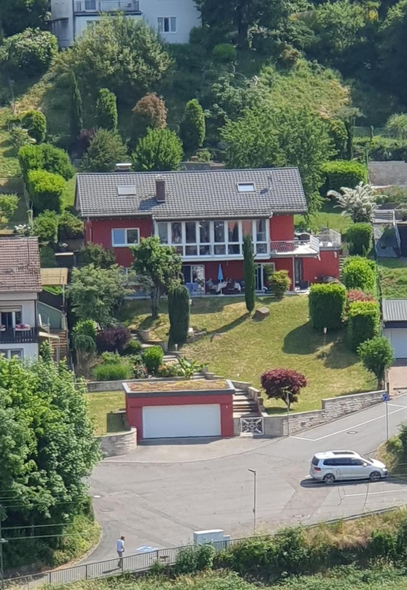נקארשטיינאך Ferienwohnung Casa Rossa מראה חיצוני תמונה