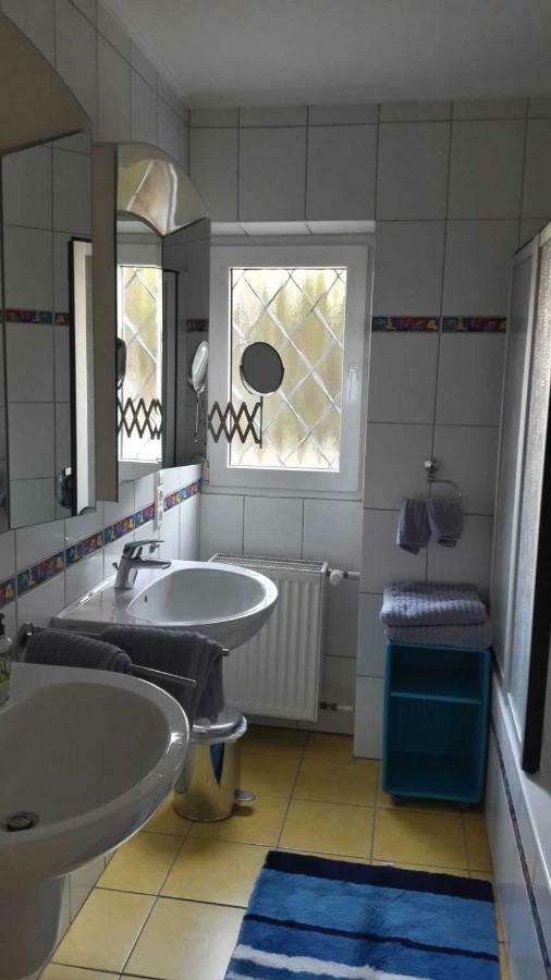 נקארשטיינאך Ferienwohnung Casa Rossa מראה חיצוני תמונה