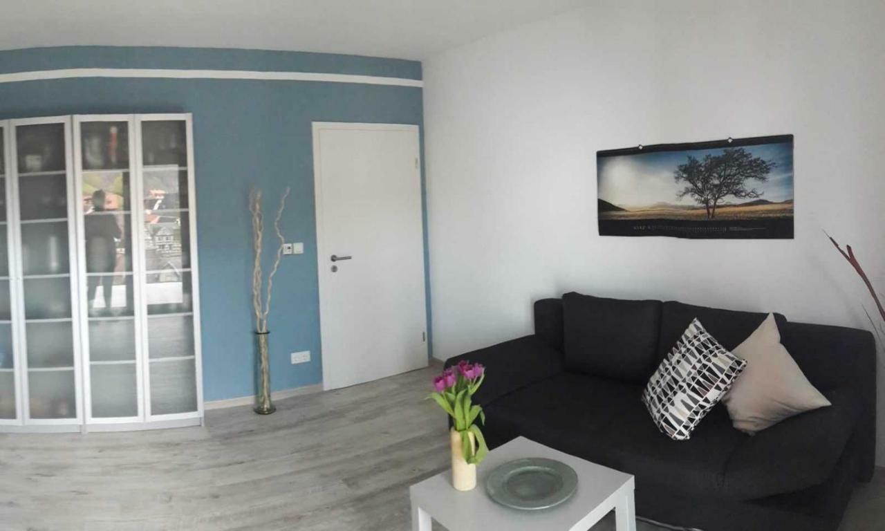 נקארשטיינאך Ferienwohnung Casa Rossa מראה חיצוני תמונה